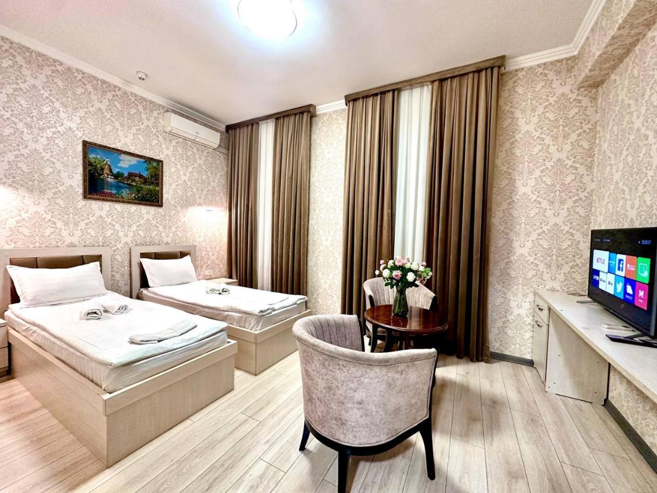 Izza Palace Hotel 150Mbs Wifi Tashkent Esterno foto